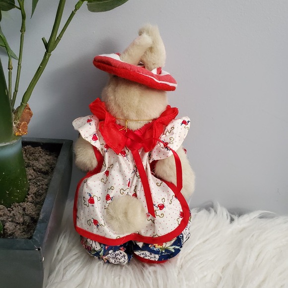 Vintage Muffy VanderBear Hoppy VanderHare The Bunny Knave Stuffed Toy - Picture 3 of 10